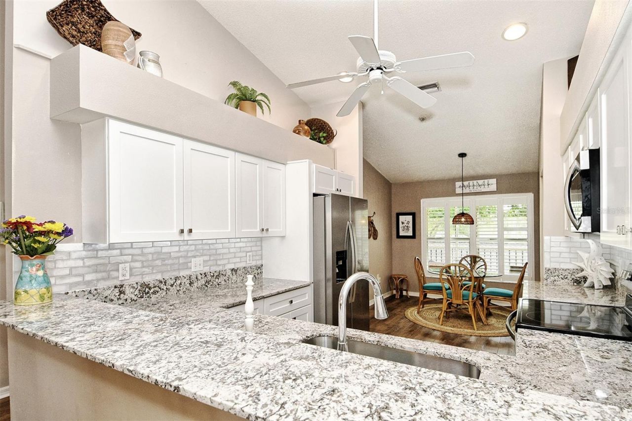 5251 Mahogany Run Avenue , Unit 525, Sarasota, FL 34241 Photo