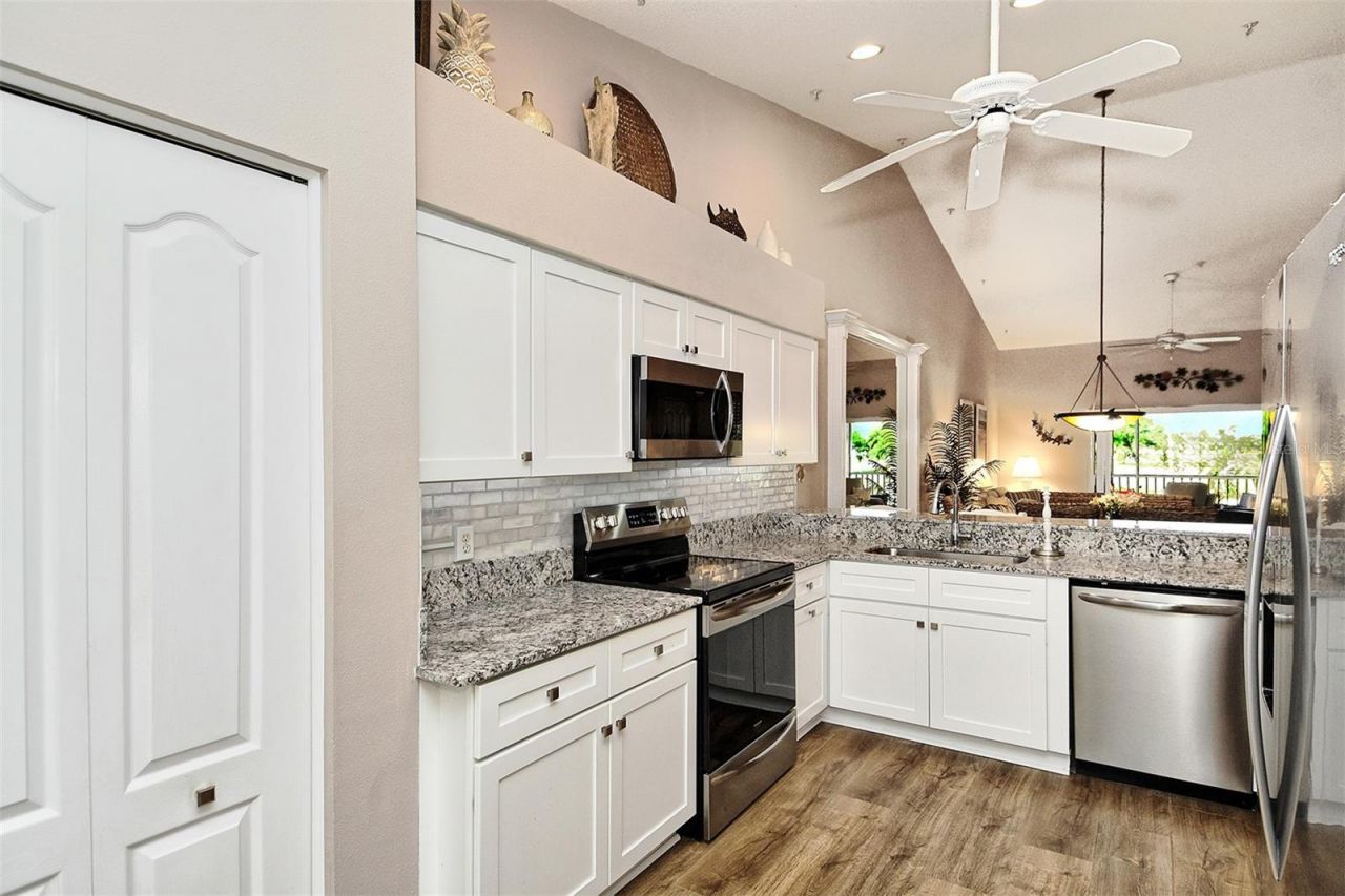 5251 Mahogany Run Avenue , Unit 525, Sarasota, FL 34241 Photo