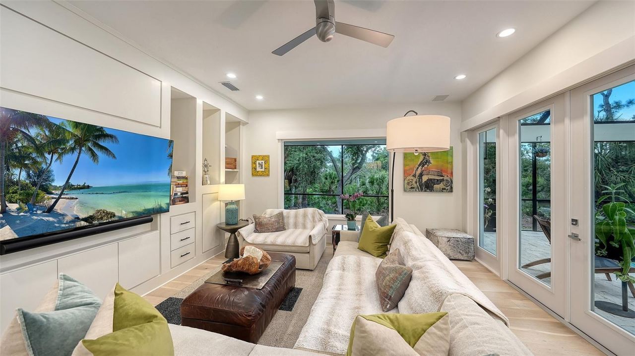 324 Osprey Point Drive, Osprey, FL 34229 Photo