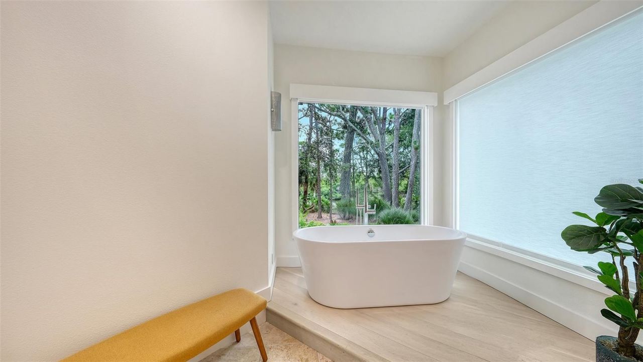 324 Osprey Point Drive, Osprey, FL 34229 Photo