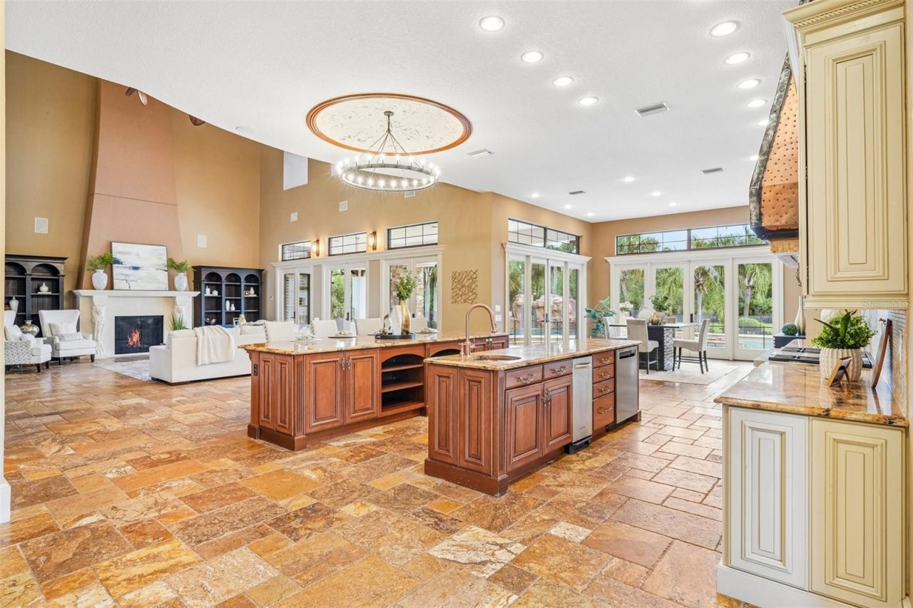 10641 Broadland Pass, Thonotosassa, FL 33592 Photo