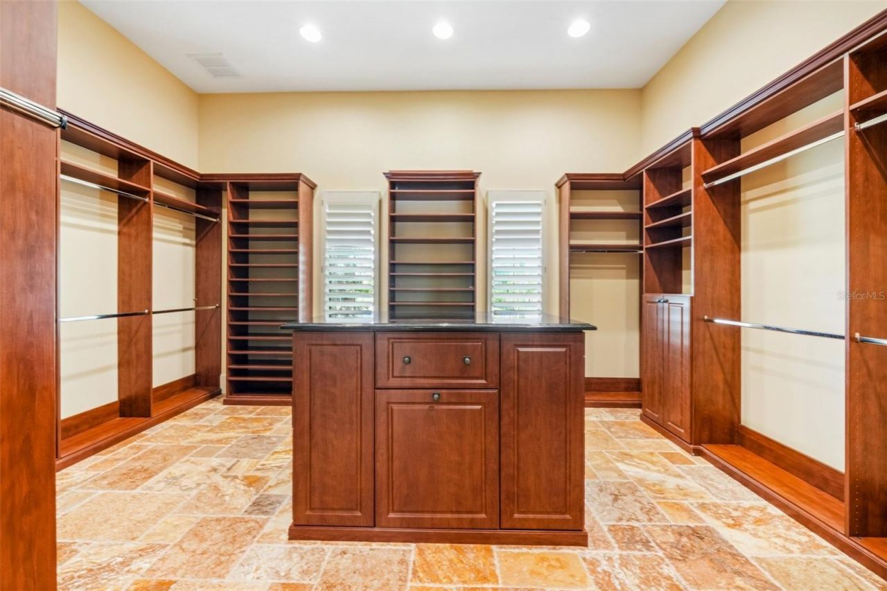 10641 Broadland Pass, Thonotosassa, FL 33592 Photo
