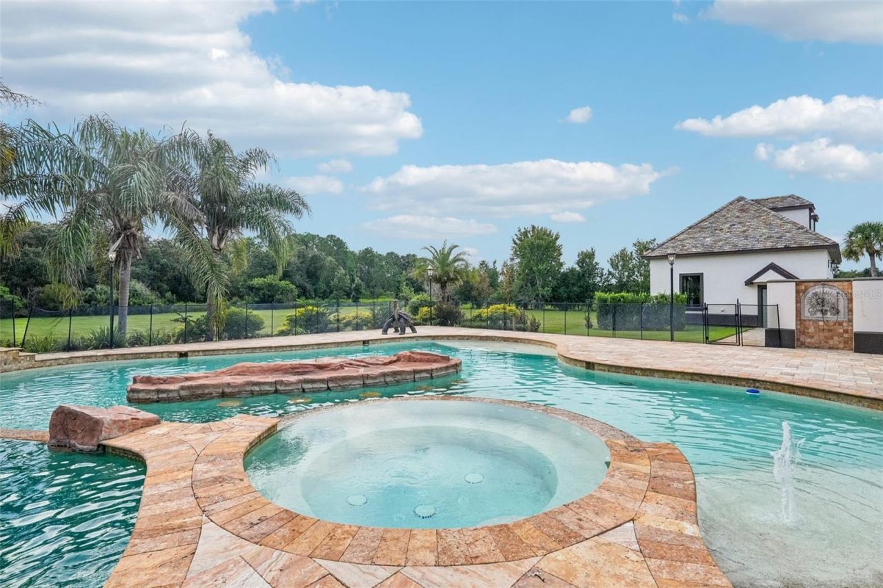 10641 Broadland Pass, Thonotosassa, FL 33592 Photo