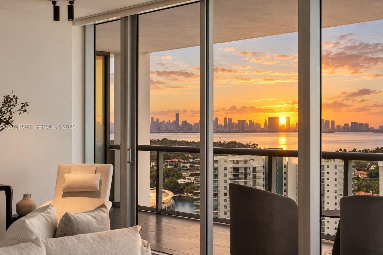 6799 Collins Ave, Unit LPH02, Miami Beach, FL 33141 Photo
