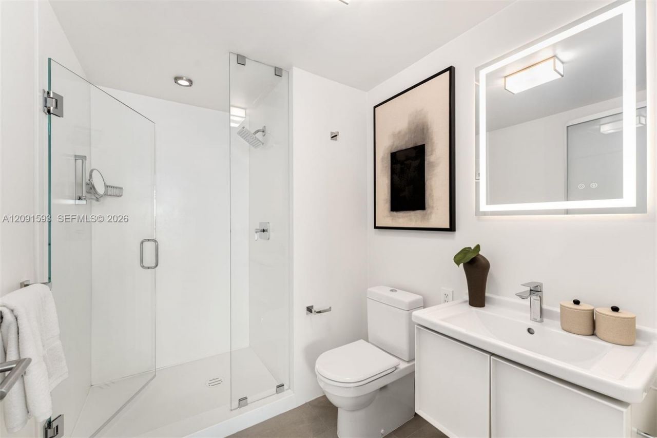 6799 Collins Ave, Unit LPH02, Miami Beach, FL 33141 Photo