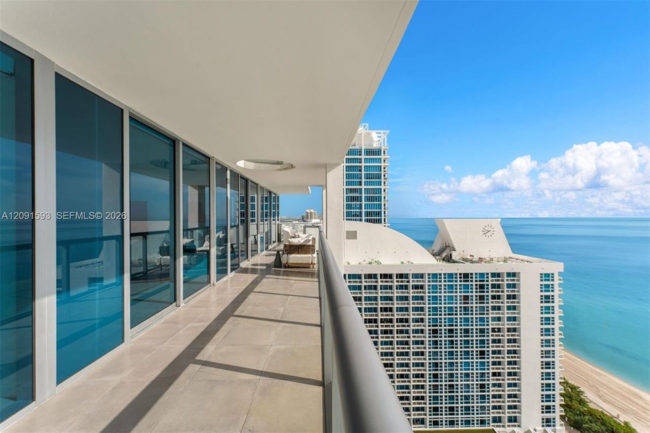 6799 Collins Ave, Unit LPH02, Miami Beach, FL 33141 Photo