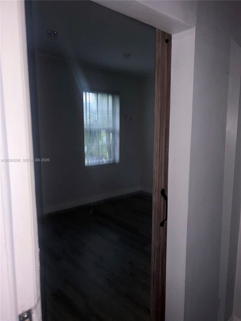 637 12th St, Unit 6, Miami Beach, FL 33139 Photo