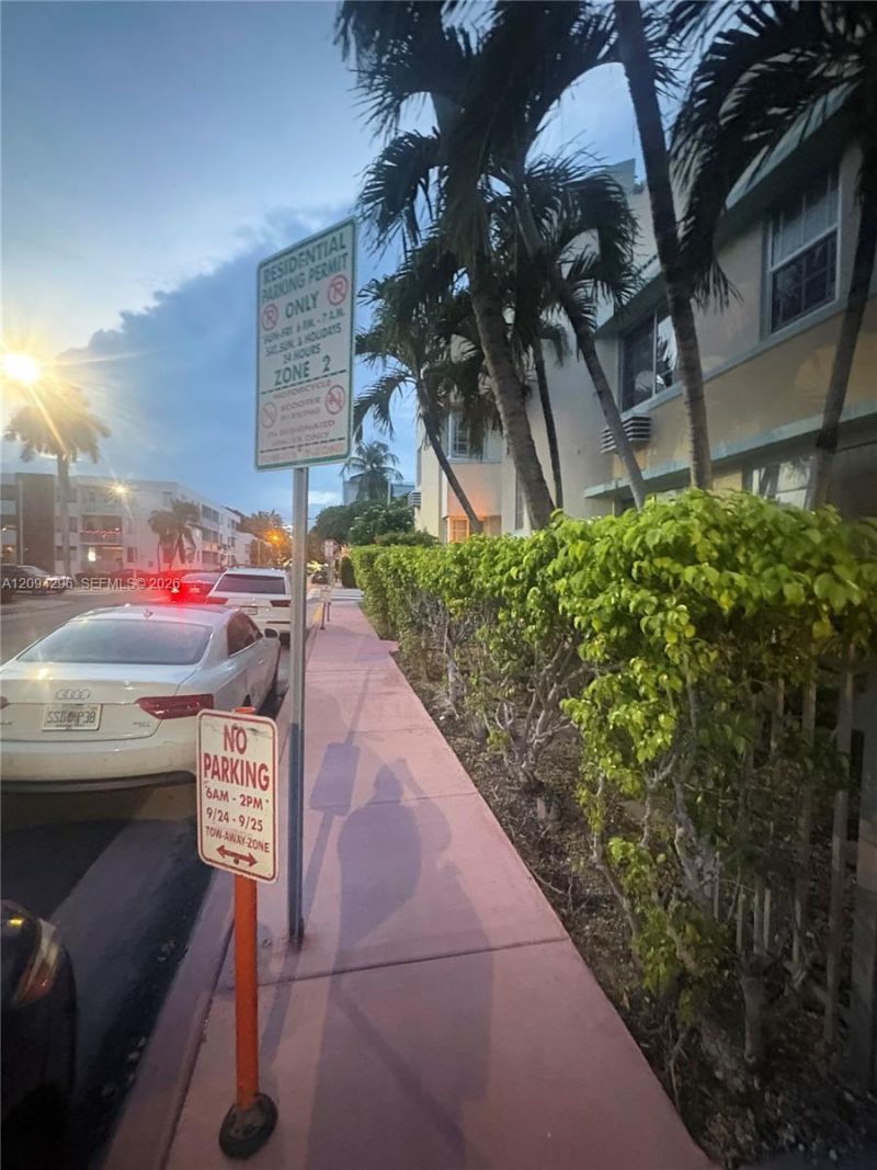 637 12th St, Unit 6, Miami Beach, FL 33139 Photo