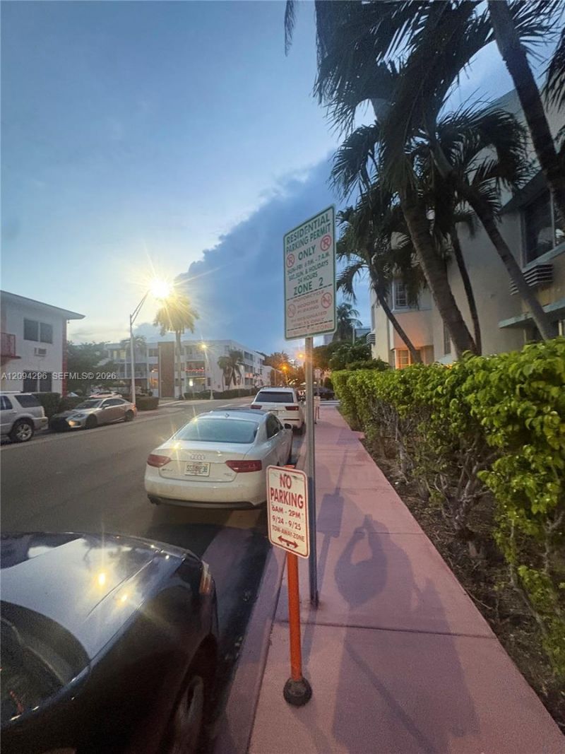 637 12th St, Unit 6, Miami Beach, FL 33139 Photo