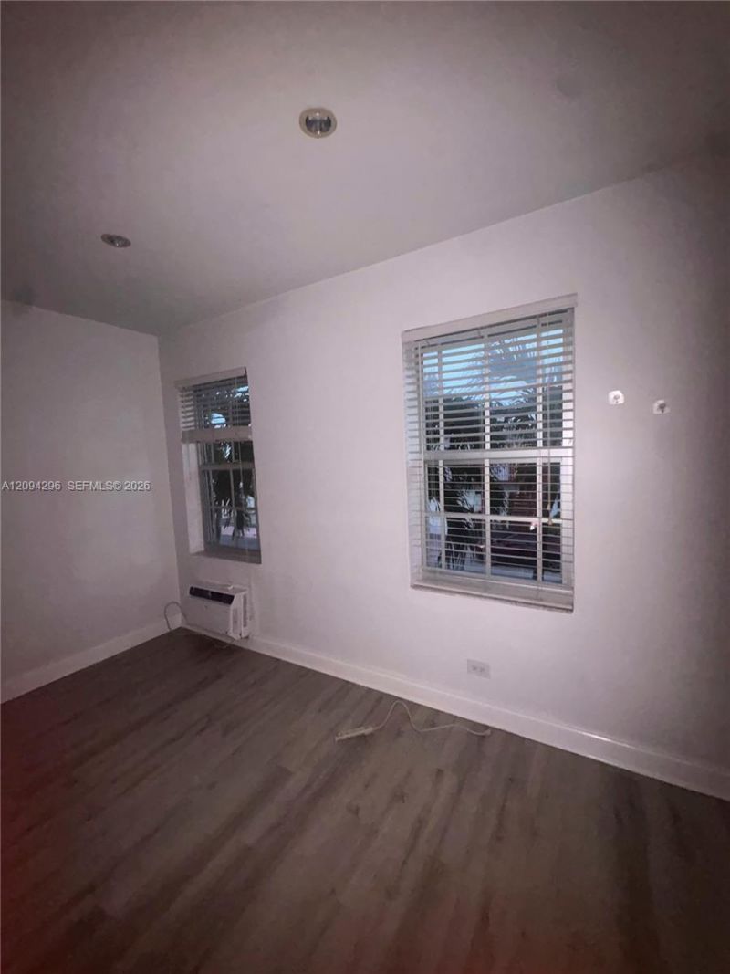 637 12th St, Unit 6, Miami Beach, FL 33139 Photo
