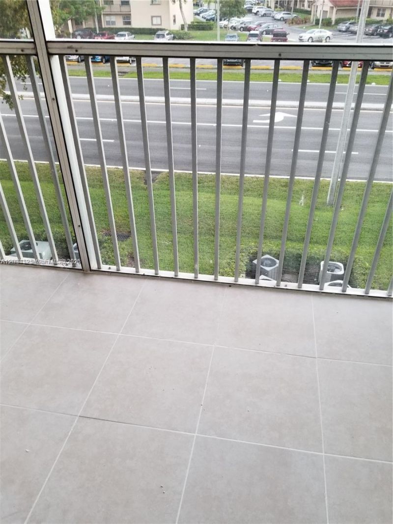 1000 SW 128th Ter, Unit 303V, Pembroke Pines, FL 33027 Photo