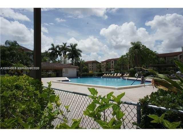 1000 SW 128th Ter, Unit 303V, Pembroke Pines, FL 33027 Photo