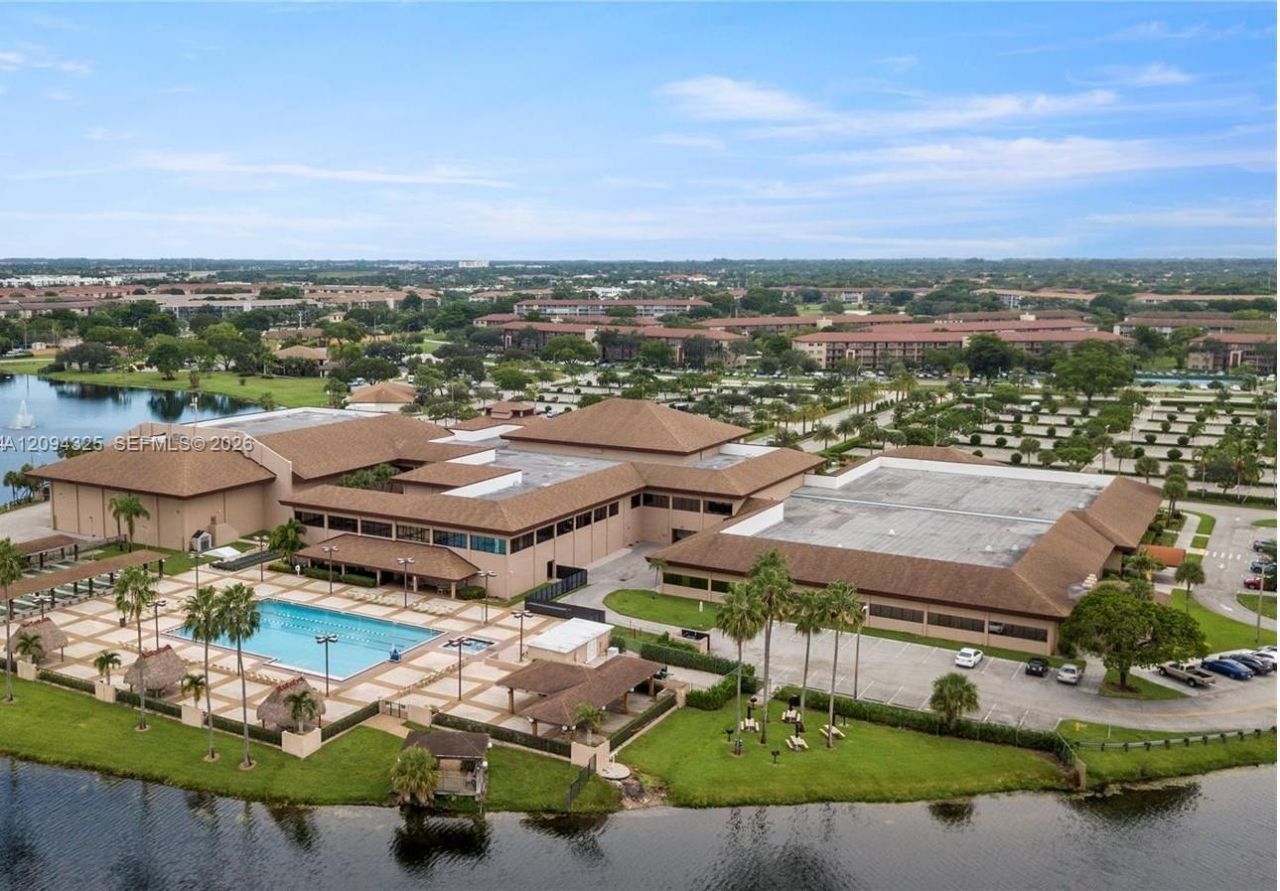 1000 SW 128th Ter, Unit 303V, Pembroke Pines, FL 33027 Photo