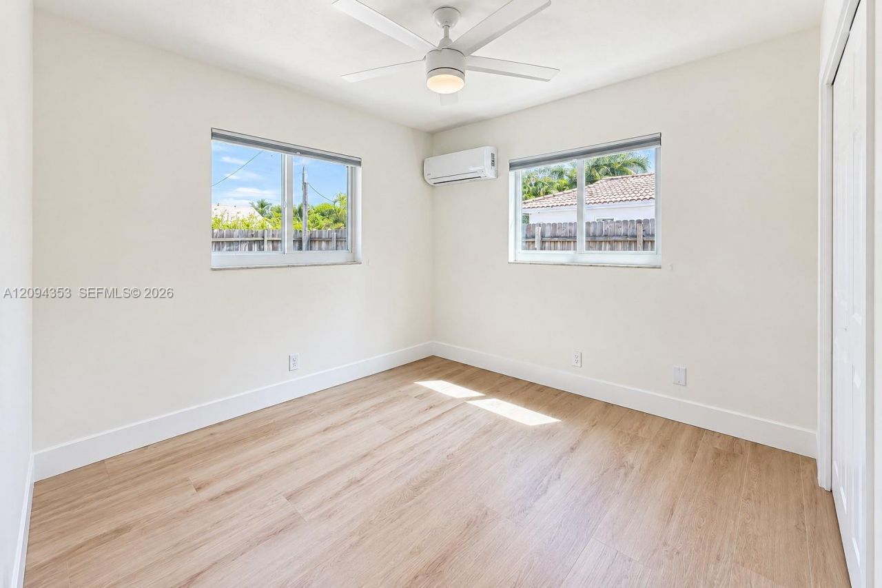 3700 NW 2nd Ct, Boca Raton, FL 33431 Photo