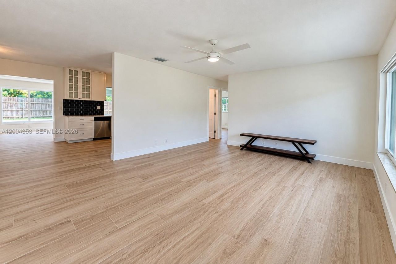 3700 NW 2nd Ct, Boca Raton, FL 33431 Photo