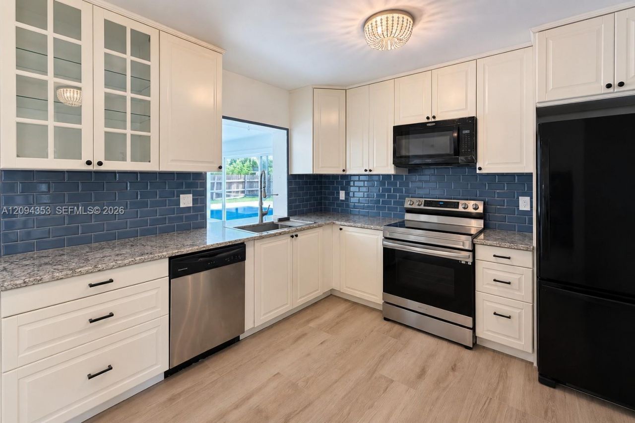 3700 NW 2nd Ct, Boca Raton, FL 33431 Photo