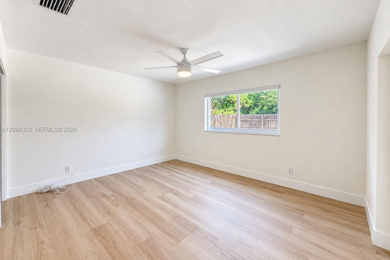 3700 NW 2nd Ct, Boca Raton, FL 33431 Photo