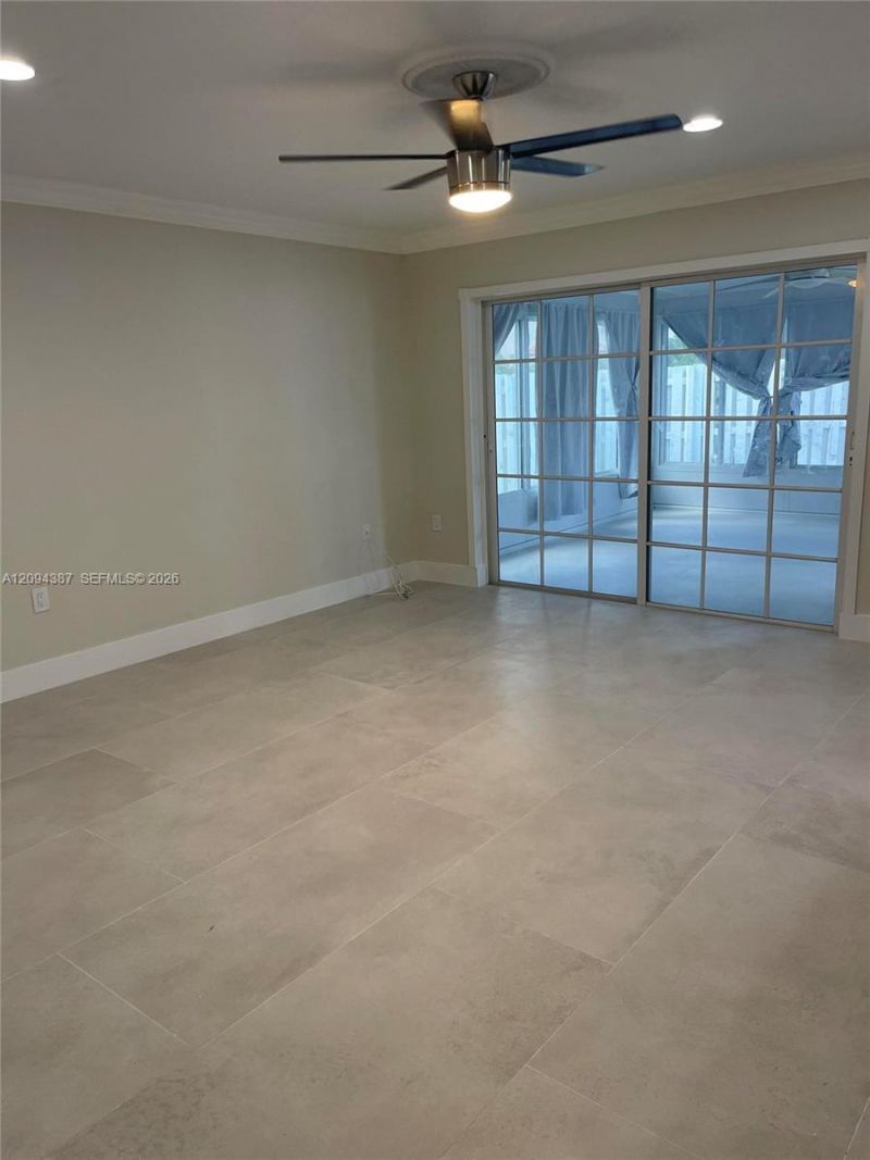 83 Gables Blvd, Weston, FL 33326 Photo
