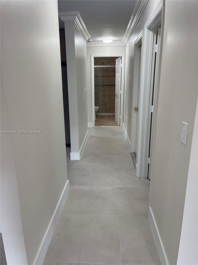 83 Gables Blvd, Weston, FL 33326 Photo