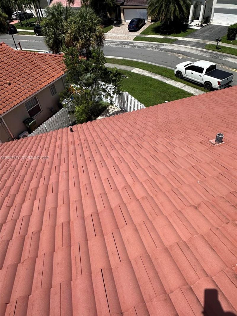83 Gables Blvd, Weston, FL 33326 Photo