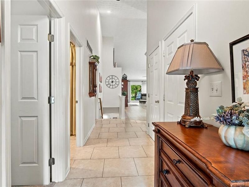 6901 Wembley Circle, Centerville, OH 45459 Photo 4