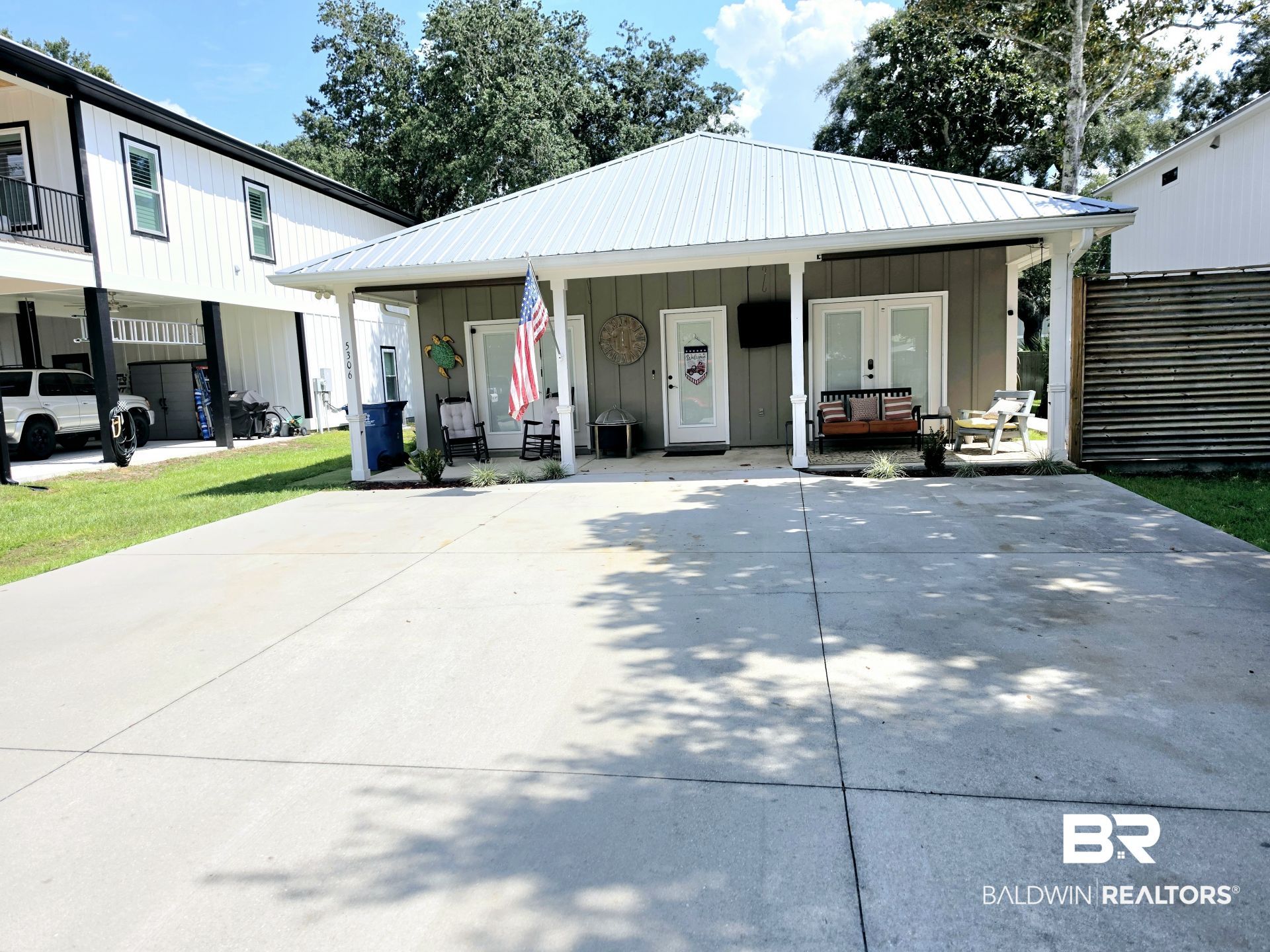 5306 Wolfhead Ave, Orange Beach, AL 36561 Main Photo