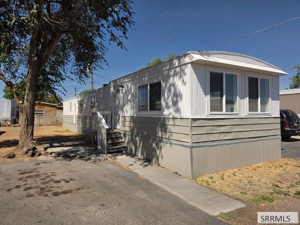 5155 Yellowstone Avenue, Unit 12, CHUBBUCK, ID 83202