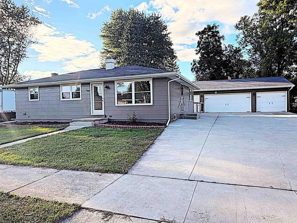 631 IDLEWILD STREET, Kaukauna, WI 54130