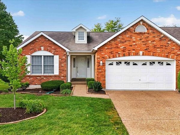 2169 Farnsworth Drive, Unit 1424A, O'Fallon, MO 63368