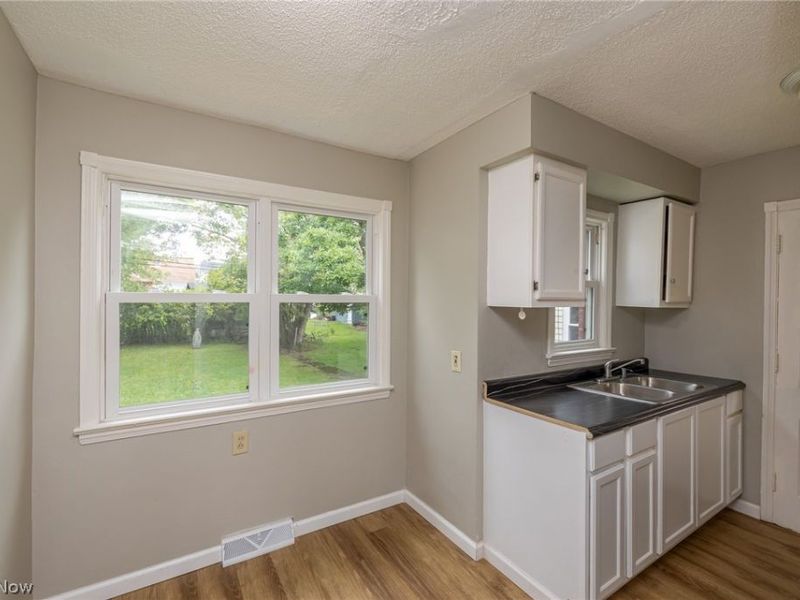5167 Philip Avenue, Maple Heights, OH 44137 Photo 10