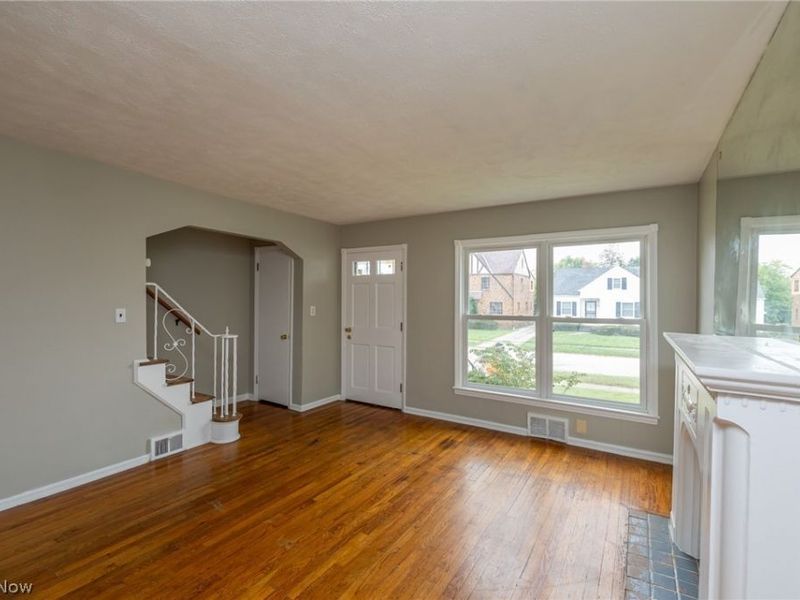 5167 Philip Avenue, Maple Heights, OH 44137 Photo 6