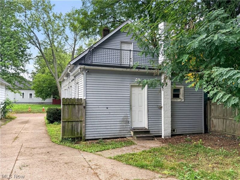 5910 Gilbert Court, Cleveland, OH 44102 Photo 20