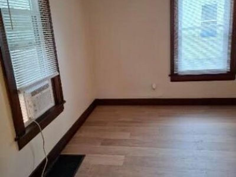 21 N Douglas Avenue, Springfield, OH 45503 Photo 8