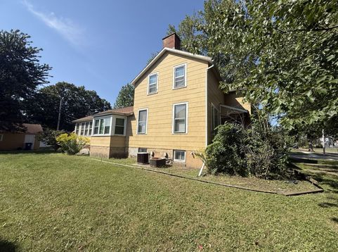 Main Photo