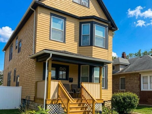 12629 Maple Avenue , Blue Island, IL 60406