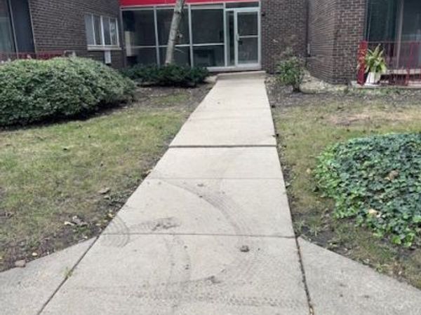 8500 Skokie Boulevard , Unit 2C, Skokie, IL 60077