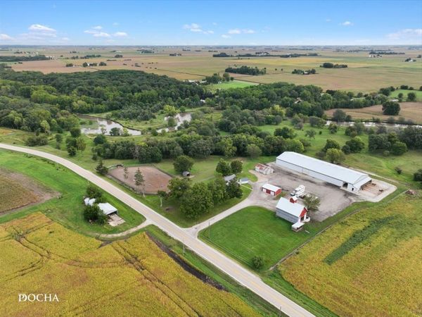 4266 E 1553rd Road , Earlville, IL 60518