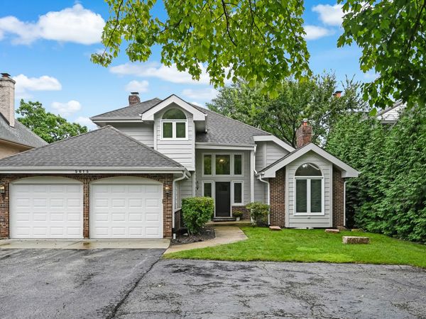 5615 S Elm Street , Hinsdale, IL 60521