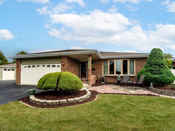 16313 S Jannel Court , Lockport, IL 60441