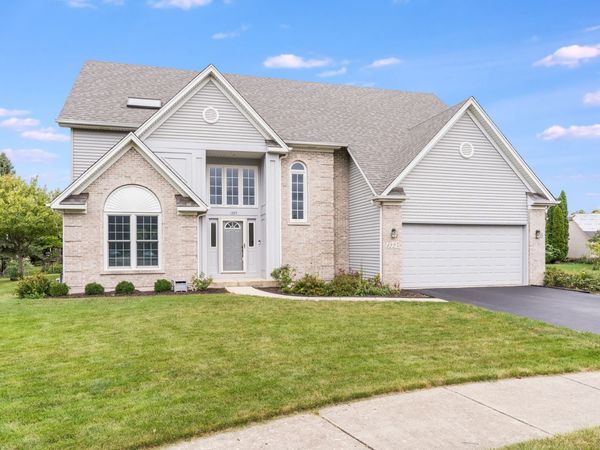 1225 Willowcrest Court , Aurora, IL 60504