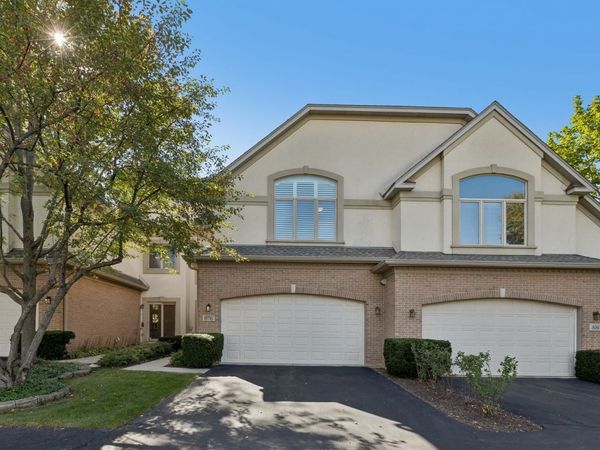 876 N MAPLE Avenue , Palatine, IL 60067