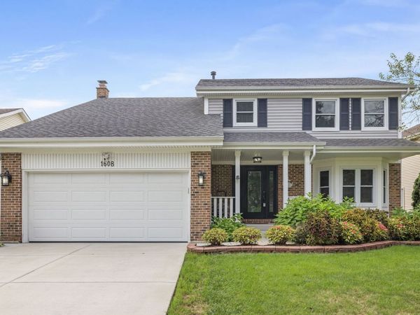 1608 Lois Ann Lane, Naperville, IL 60563