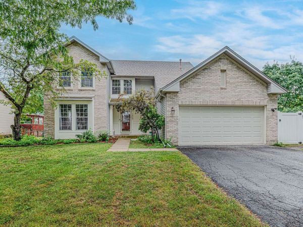 1449 Eliot Trail , Elgin, IL 60120