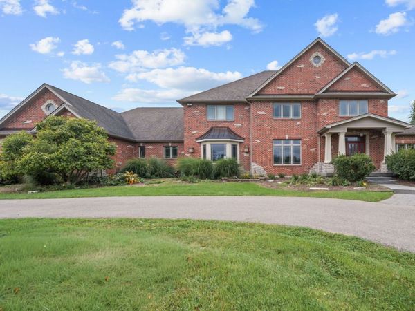 11N720 Muirhead Road , Elgin, IL 60124