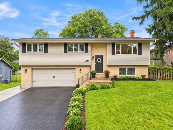 204 Wander Way , Lake In The Hills, IL 60156