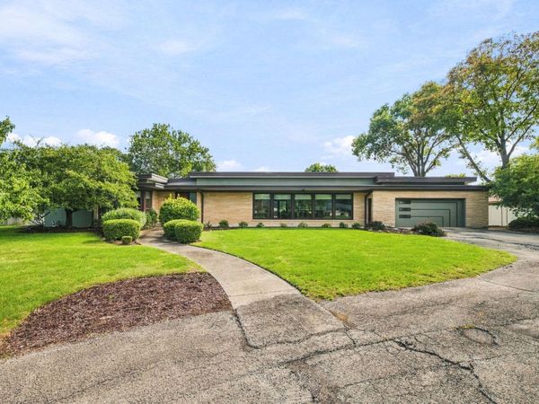 1100 Buell Avenue , Joliet, IL 60435