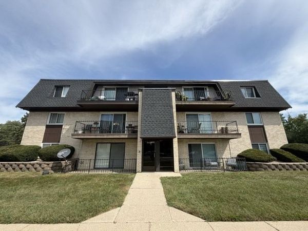11127 S 84th Avenue , Unit 1-A, Palos Hills, IL 60465
