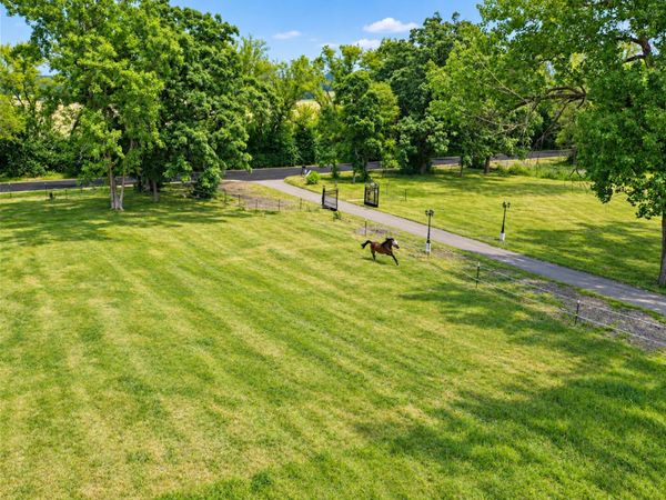 349 Spring Creek Road , Barrington Hills, IL 60010