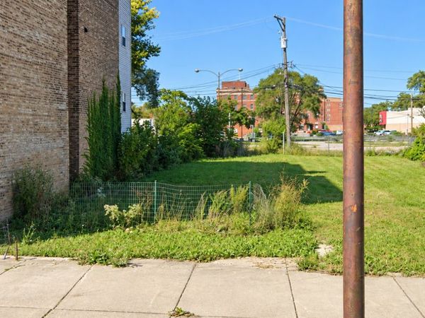 14 E 112th Street , Chicago, IL 60628