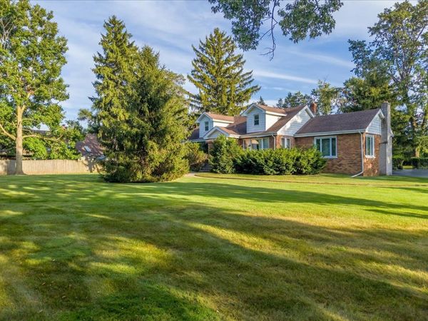 16W233 63rd Street , Willowbrook, IL 60527